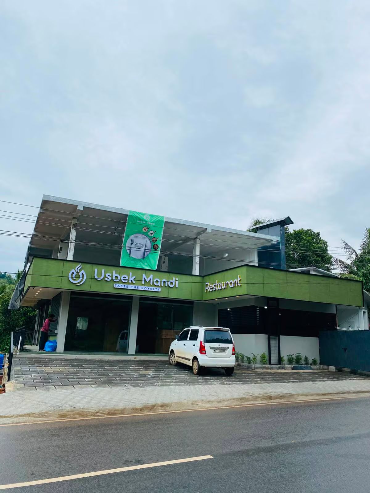 Usbek Mandi